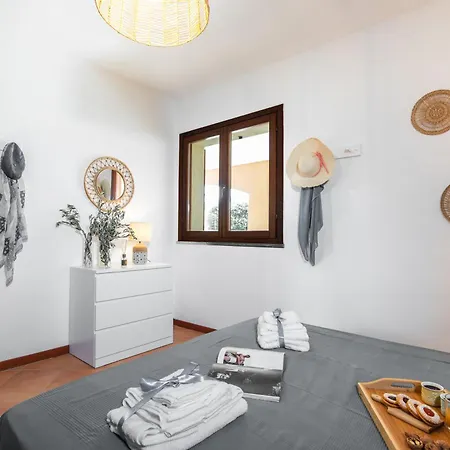 Apartment I Mirti